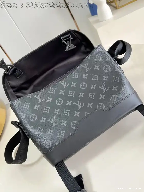 Official oldcobbler LOUIS Voyager PM-33*22.5*11CM VUITTON Messenger 0531